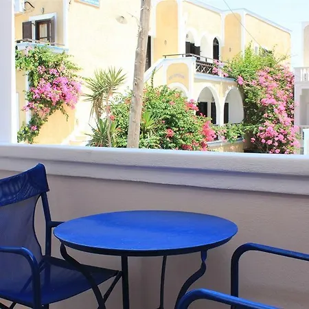 Zacharakis Aparthotel 2*