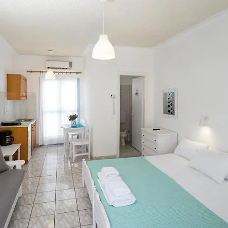 Zacharakis Aparthotel 2*